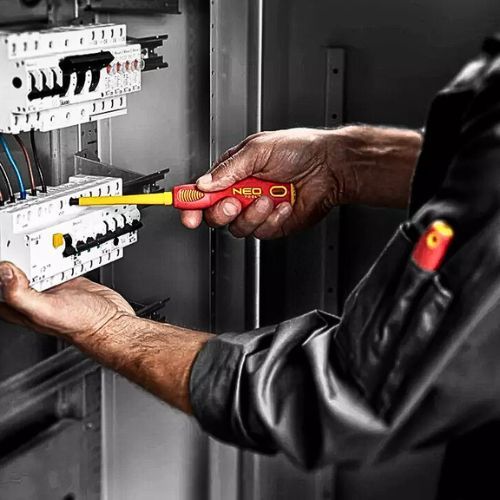 NEO ODVIJAČ PZ2X100MM 1000V