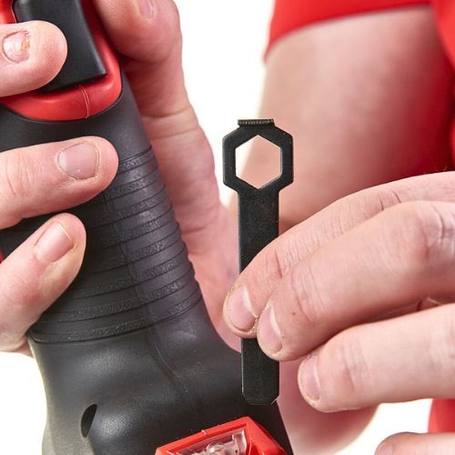 MILWAUKEE M12BPRT-201X PIŠTOLJ ZA BLOK ZAKOVICE