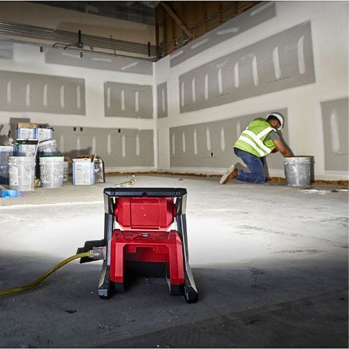 MILWAUKEE M18HOAL-0 REFLEKTOR