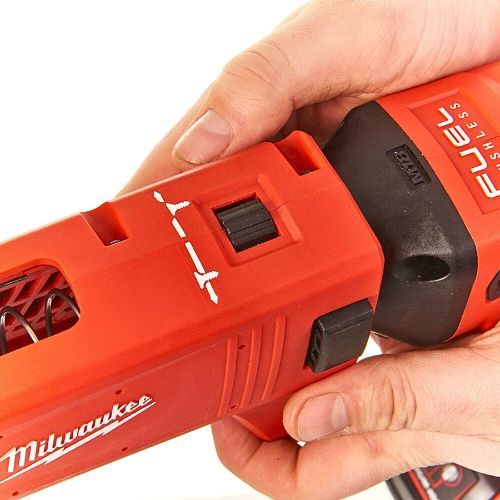MILWAUKEE M18FSGC-202X IZVIJAČ+SPREMNIK