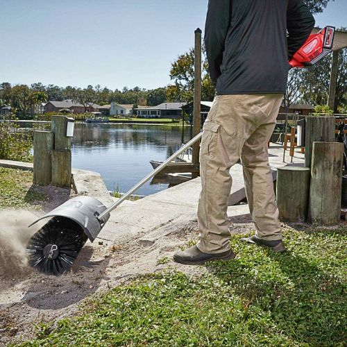 MILWAUKEE M18FOPH-BBA QUIK ČETKA