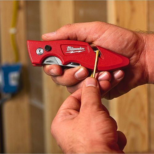 MILWAUKEE SKALPEL PREKLOPNI