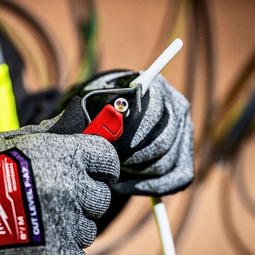 MILWAUKEE SKIDAČ IZOLACIJE