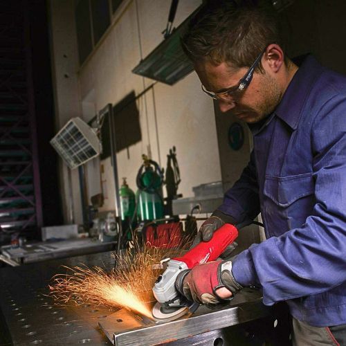 MILWAUKEE AGV12-125X BRUSILICA KUTNA