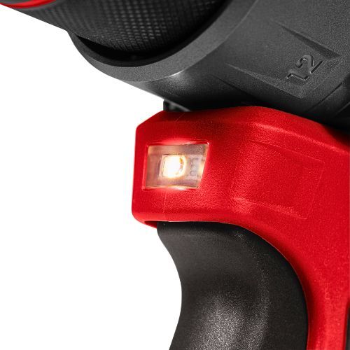 MILWAUKEE M12FDD2-402X AKU BUŠILICA