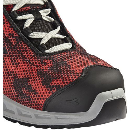 OUTLET CIPELA DIADORA SHARK STABLE IMPACT LOW S1P CRNO/CRVENE 44