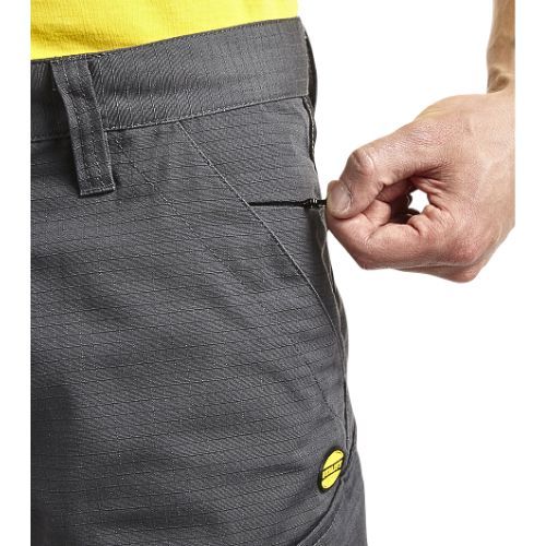 HLAČE DIADORA RIPSTOP SIVE  2XL