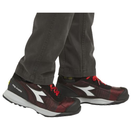 CIPELA DIADORA GLOVE MDS MTX LOW S1P CRVENO SIVE 42