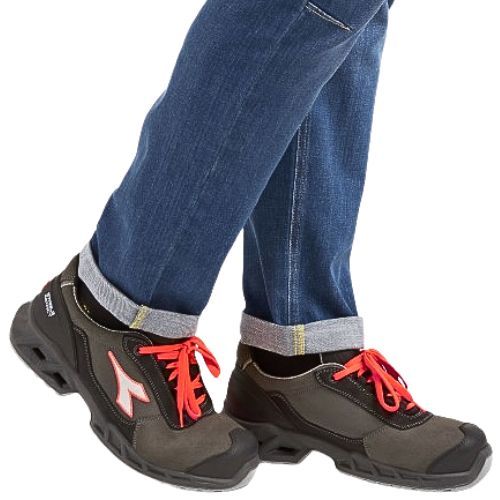 CIPELA DIADORA SHARK STAB IMP LEAT LOW S3 CRNO/CRVENE 42