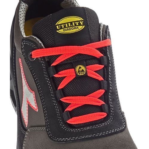 CIPELA DIADORA SHARK STAB IMP LEAT LOW S3 CRNO/CRVENE 42