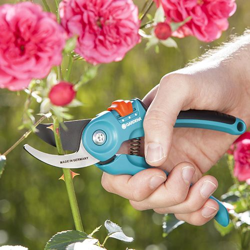 GARDENA ŠKARE VRTNE MIMOILAZNE S-M