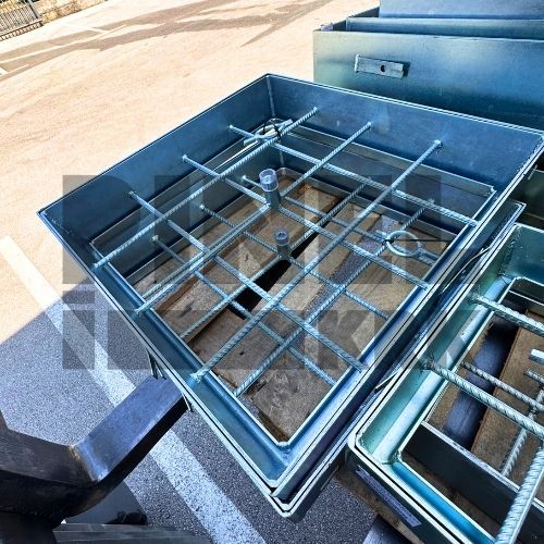 ŠAHTA ULJNA ZN 300X300MM