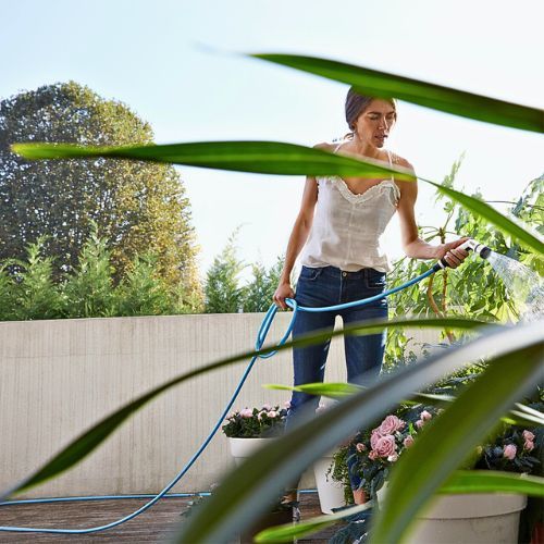 CIJEV RASTEZLJIVA PLAVA FITT IKON SA PRIKLJUČKOM 15M