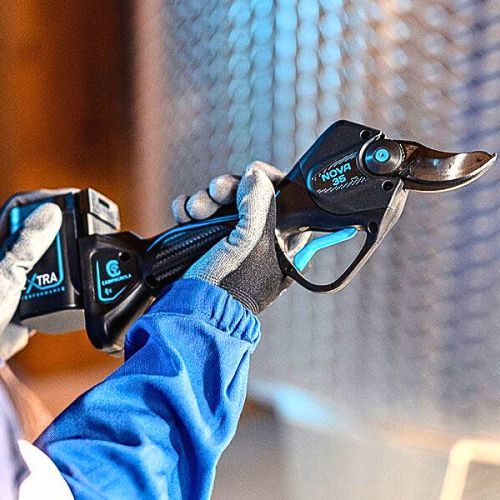 CAMPAGNOLA AKU ŠKARE NOVA-35 S BATERIJOM 2,5AH I PUNJAČEM