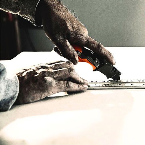 FISKARS SKALPEL PREKLOPNI CARBON MAX 1027224