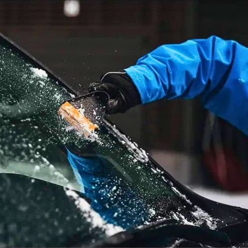 FISKARS STRUGAČ LEDA ZA AUTOSTAKLA 215MM