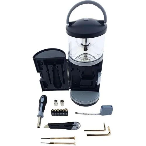 SVJETILJKA S ALATIMA